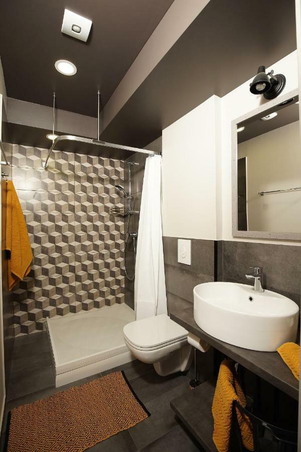 New Bohemian Crash Pad In Riga Center 아파트 외부 사진